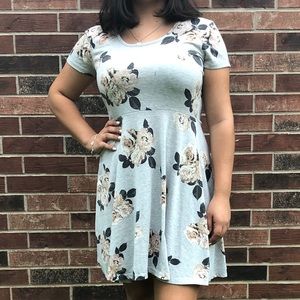 Forever 21 gray floral dress